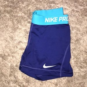 NIKE PROS